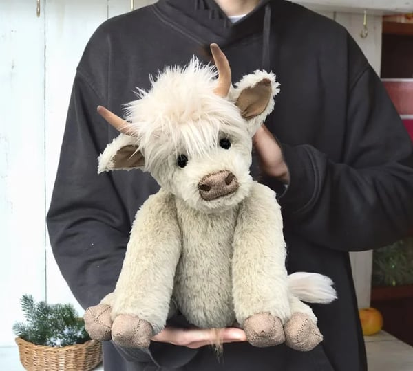 Olygee™ Highland Cow Plush Toy
